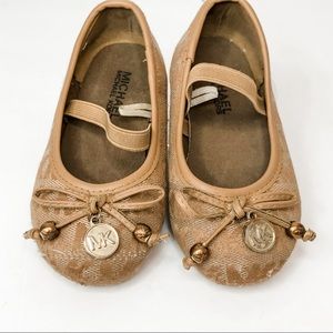 Micheal Kors Toddler “Fatima” Flats Tan size 7